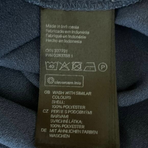 H&M Blue Sleeveless Keyhole Ruffle Front Pleated Back Career Blouse Top Size 6 - Picture 4 of 4